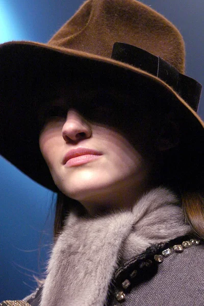 Look 13